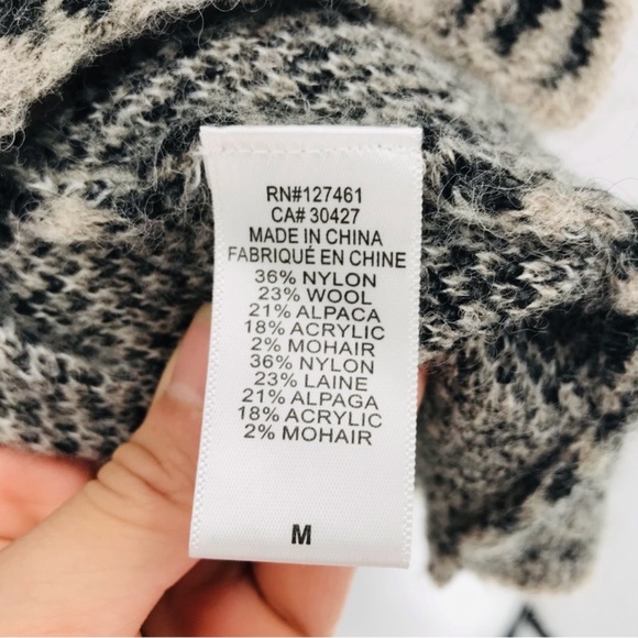 Wildfox Oversized Animal Print Cardigan Size Medium - Picture 6 of 8